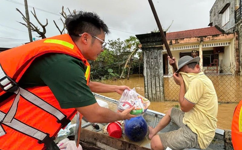 Da Nang is the most severely affected locality in the Central region with more than 76,000 houses flooded and 7 deaths. Photo: Tran Thi