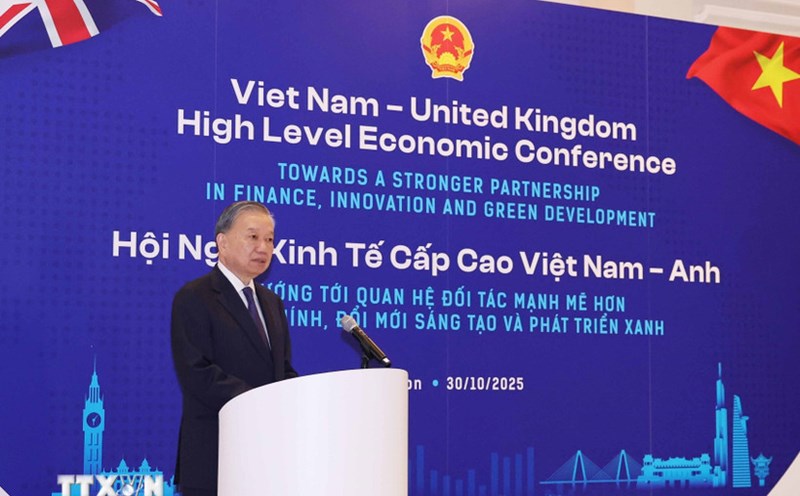 General Secretary To Lam speaks at the Vietnam - UK Summit. Photo: VNA