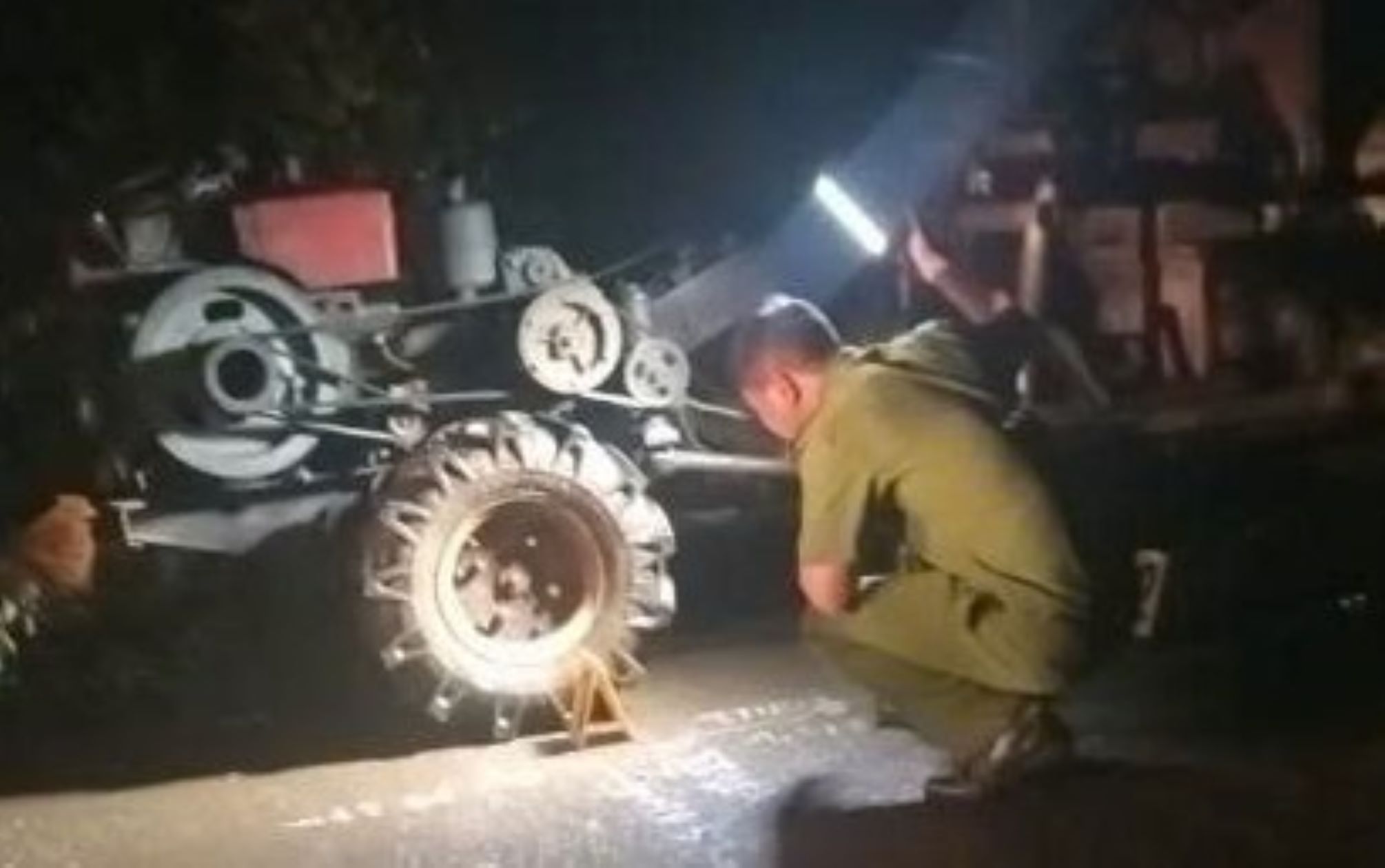 Scene of a traffic accident that occurred on the evening of October 29 in Dak Lak. Photo: Minh Anh