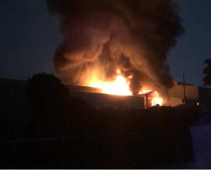 화재 위험은 하이퐁 빈니엠(Vinh Nièm) 산업 단지에서 자주 발생합니다. 사진: Nguoi dan 제공