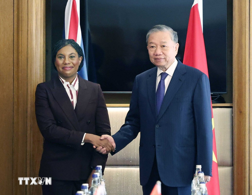 General Secretary To Lam received Parliamentary chemist Badenoch, Chairman of the British Conservative Party. Photo: VNA