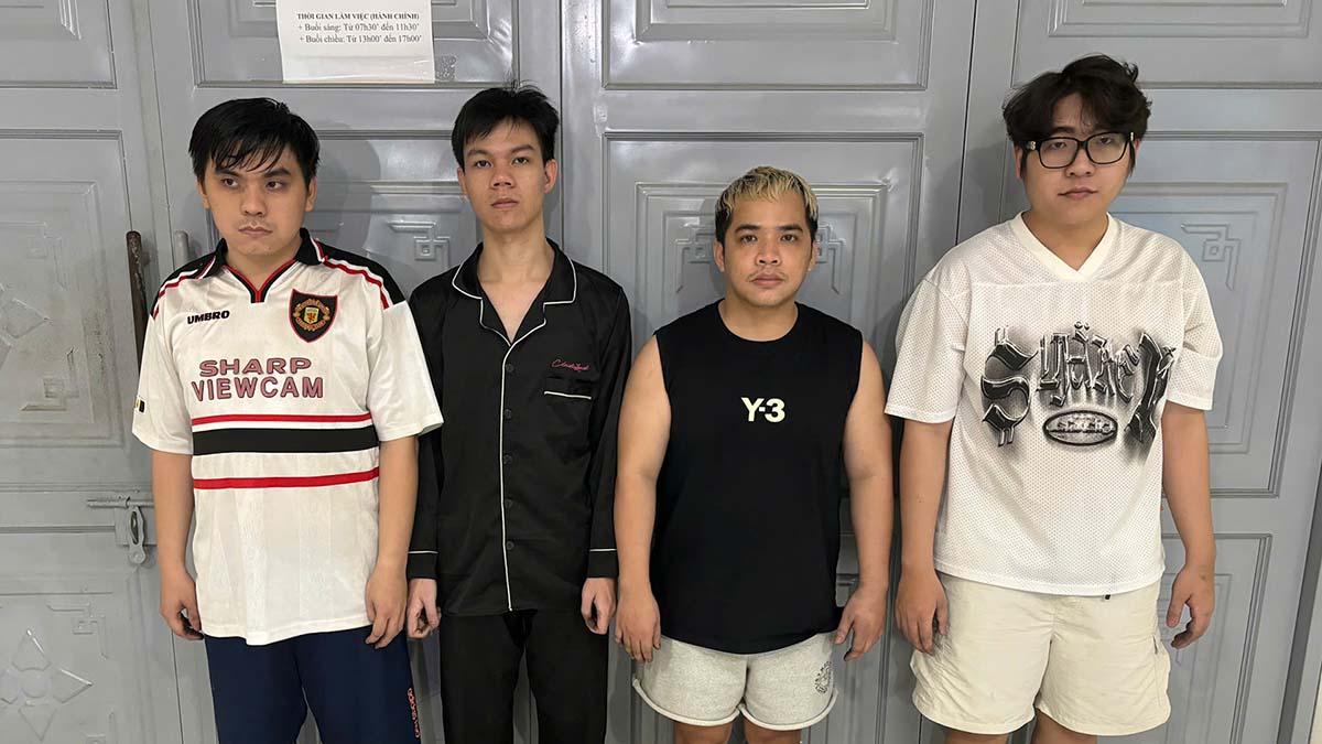 Bustling an illegal laughing gas trading location in Ho Chi Minh City, illegally profiting nearly 7 billion VND. Photo: Provided by the police