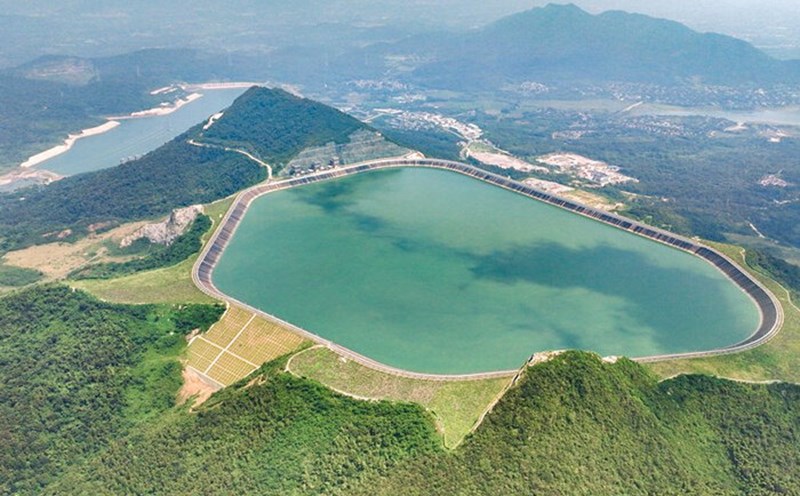 The pumped-storage hydropower plant has the world's tallest dam, located in Jiangdung City, Jiangsu Province, China. Photo: Xinhua