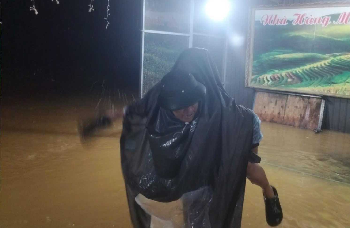 Dem 30, rang sang 31.10, Cong an phuong Song Tri da so tan mot so ho dan