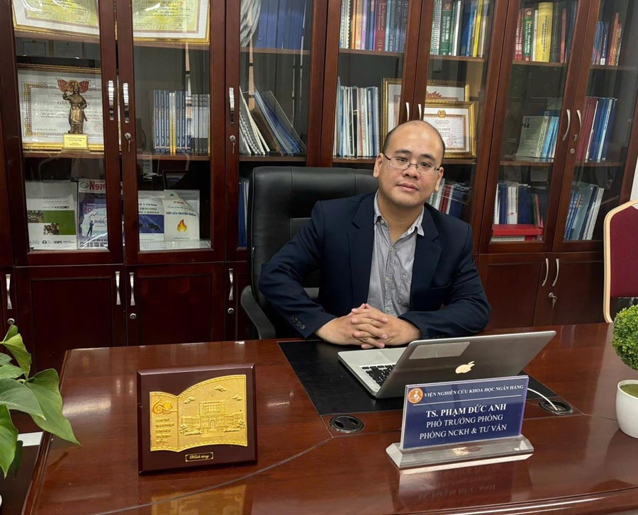 Dr. Pham Duc Anh - Deputy Head of the Department of Research and Consulting, Research and Technology Banking Institute ( banking Academy). Photo: Thuan Hien