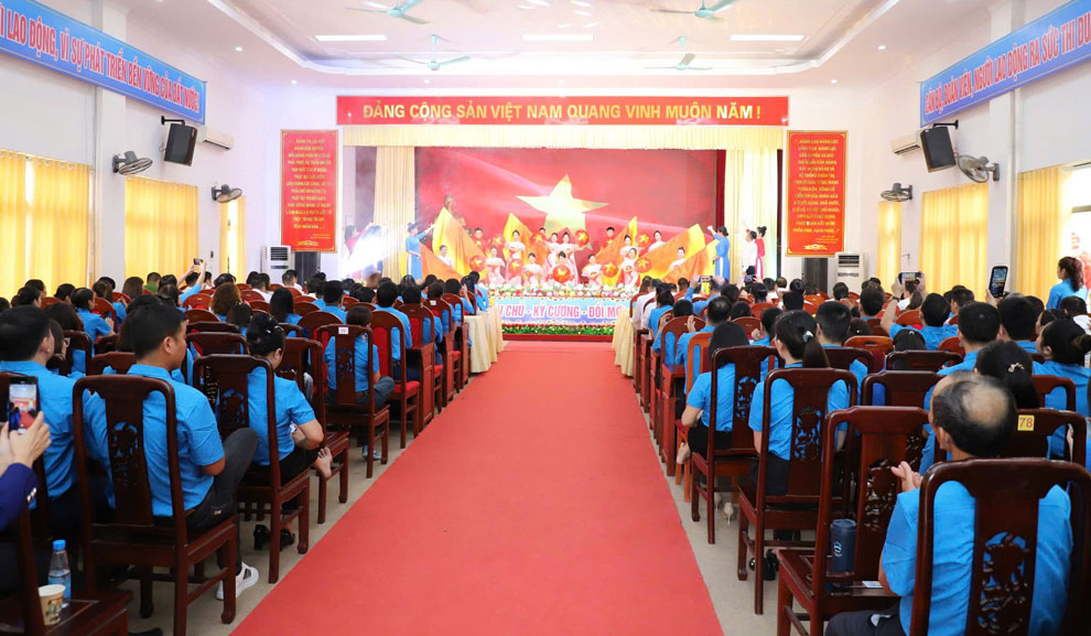 Toan canh Dai hoi Cong doan phuong Nghia Lo. Anh: An Vi