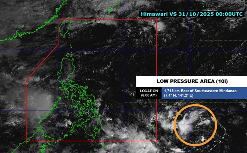 Location of the low pressure near the Philippines on the morning of October 31. Photo: PAGASA
