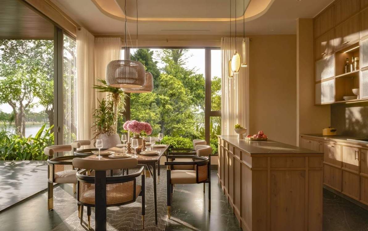 Phong bep, an mot can biet thu mau Retreat Forest.