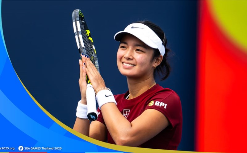 The Thai Tennis Association awarded the certificate of merit for the 33rd SEA Games. Photo: SEA Games 33