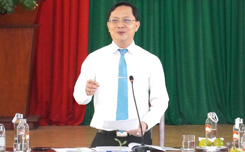 Permanent Vice Chairman of the Vietnam Fatherland Front Committee of Dong Nai province Ha Anh Dung spoke at the press conference. Photo: HAC