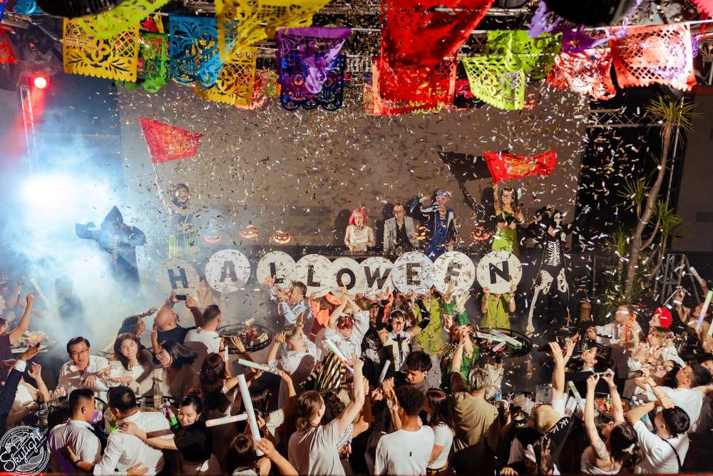 Halloween sôi động bên bờ biển Khánh Hòa