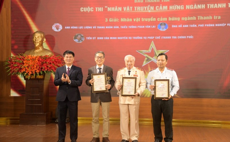 Awarding the title of inspirational figure in the Inspectorate. Photo: Government Inspectorate