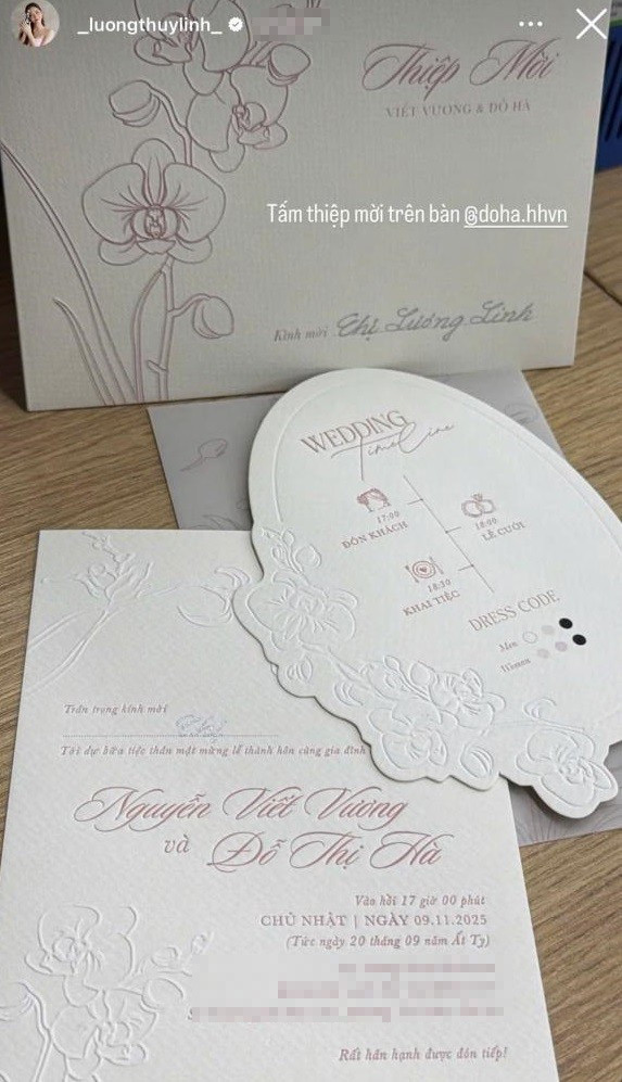 Hoa hau Luong Thuy Linh dang tam thiep moi cuoi cua Hoa hau Do Thi Ha va doanh nhan Viet Vuong dien ra tai Ha Noi trong thang 11. Anh chup tu clip