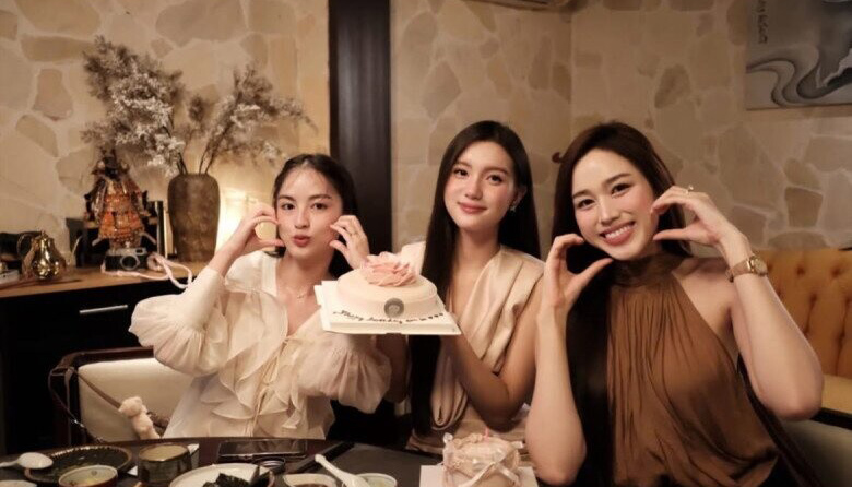 Nguyen Ha My va Hoang Tu Quynh la hai nguoi em than thiet voi Hoa hau Do Ha. Anh chup tu clip