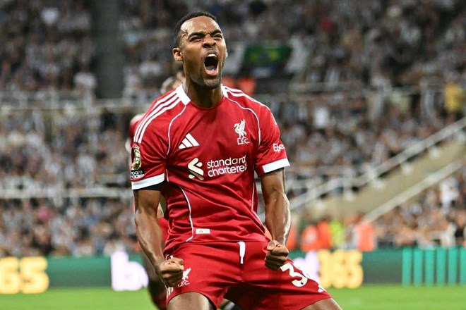 Liverpool thuong gap kho khan moi khi Ryan Gravenberch vang mat.  Anh: AFP