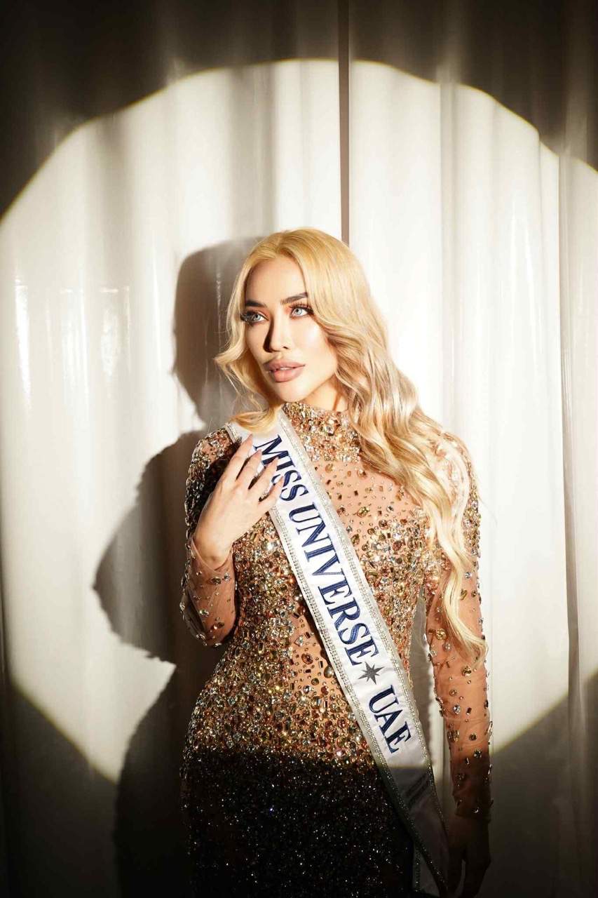 Sac voc cua hoa hau Kiko Chan. Anh: Nghe si cung cap.