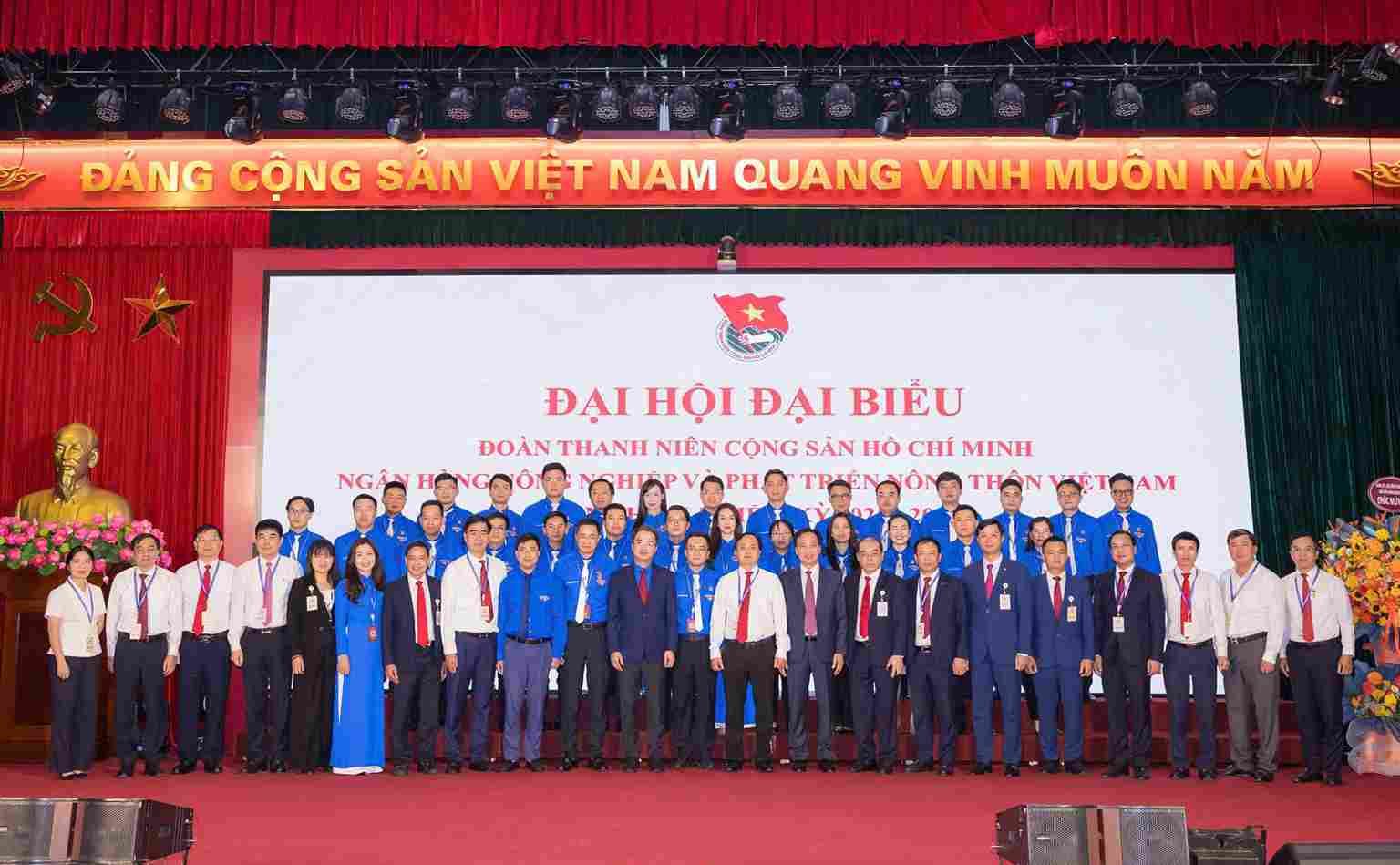 Cac dong chi lanh dao chup anh cung Ban Chap hanh khoa V, nhiem ky 2025 - 2030 