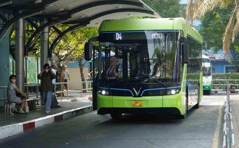 Ho Chi Minh City currently has about 627 electric buses. Photo: Minh Quan