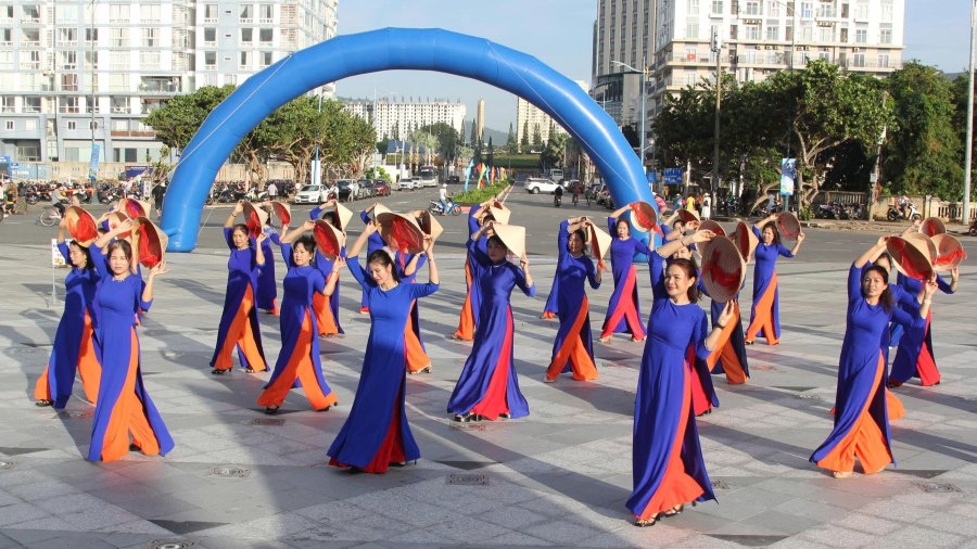 Nhung tiet muc lien hoan dan vu the thao soi dong. Anh: Thanh An