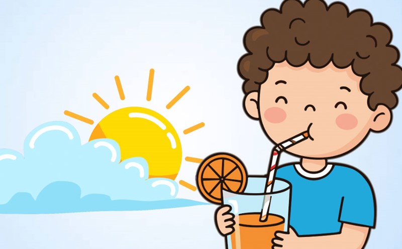 Benefits and risks of starting your day with a glass of orange juice. Graphics: Thien Nhan