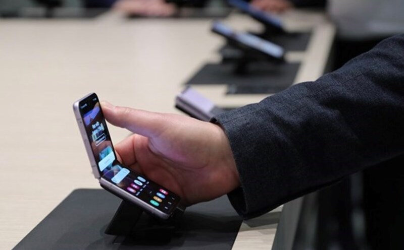 Samsung is rolling out the AI notification summary feature in the next major update to the Galaxy. Photo: Xinhua