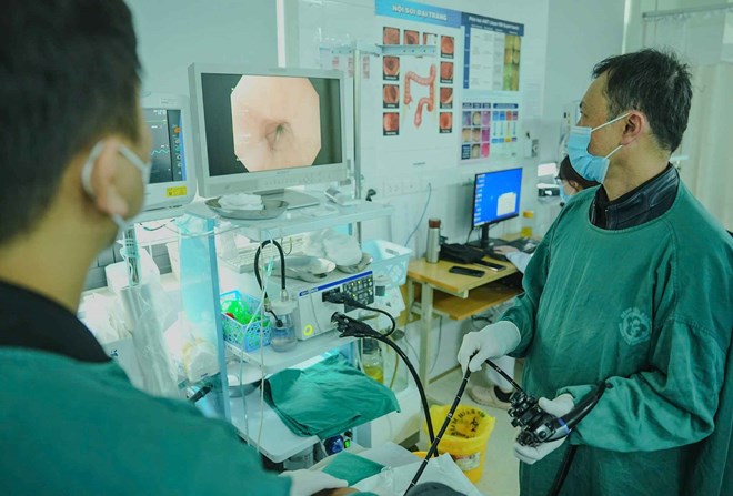 Ung thư tiêu hóa trẻ hóa, nội soi can thiệp mở ra cơ hội sống. Ảnh: Thế Anh