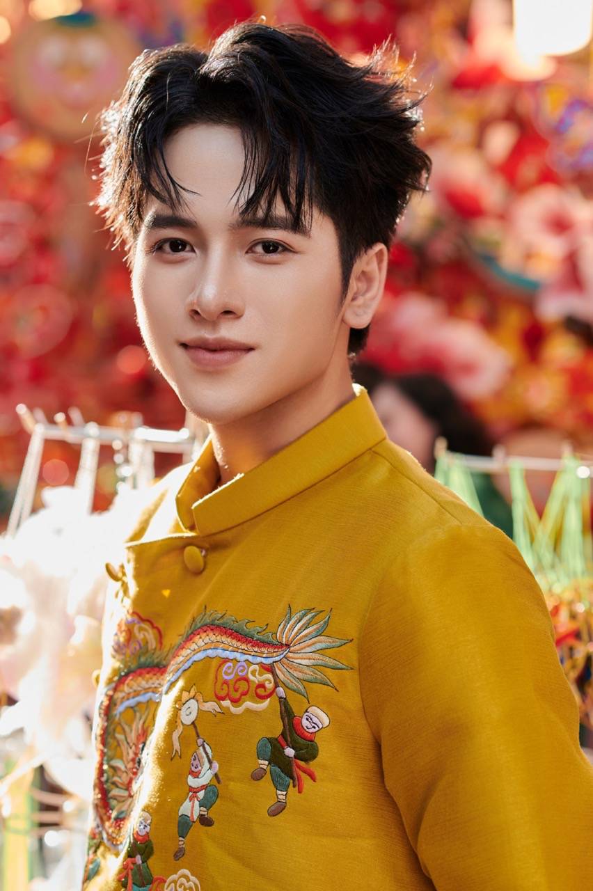 Ngoai am nhac, Nhat Vu con hoat dong trong linh vuc nguoi mau, tung xuat sac gianh ngoi vi A vuong Mister & Miss Ha Noi 2025.  