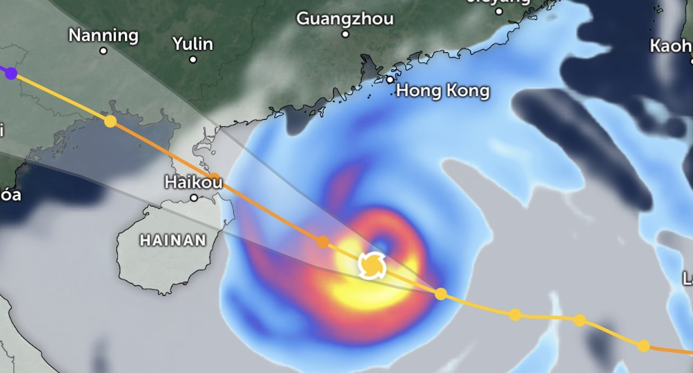 Storm No. 11 Matmo in the East Sea. Photo: Zoom Earth