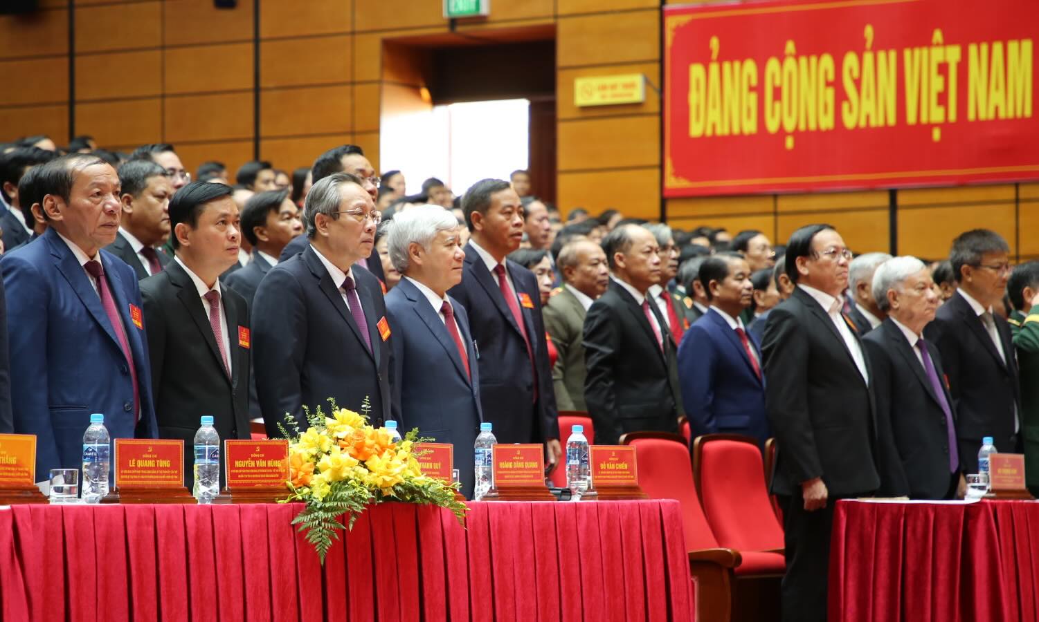Chairman of the Central Committee of the Vietnam Fatherland Front Do Van Chien attended the Quang Tri Provincial Party Congress. Photo: Cong Sang