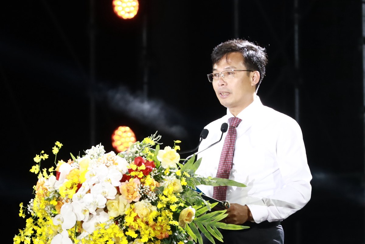 Pho Chu tich UBND tinh Lam Dong - Dinh Van Tuan phat bieu tai Le be mac “Thang trai nghiem diem den du lich Lam Dong 2025”. Anh: Duy Tuan
