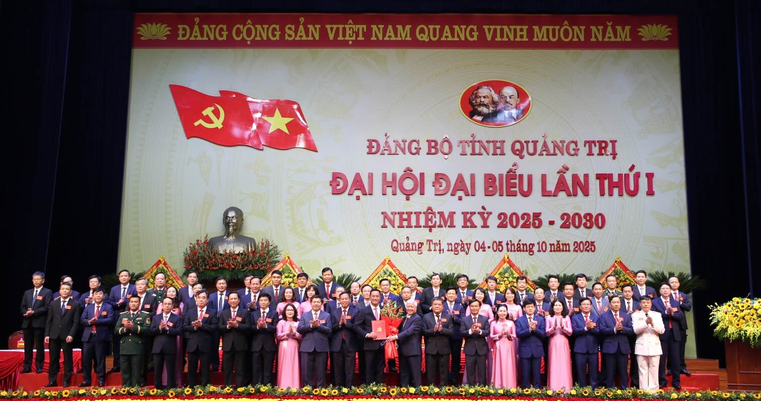 The Quang Tri Provincial Party Committee for the 2025 - 2030 term. Photo: Cong Sang