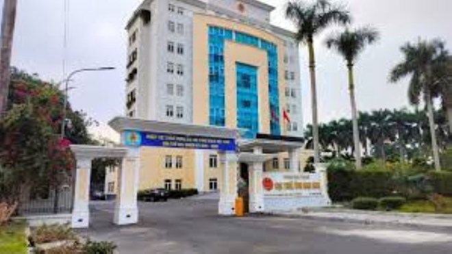 Thue Ninh Binh cong khai danh sach no thue nham doc thuc cac doanh nghiep co trach nhiem hon trong viec hoan thanh nghia vu tai chinh voi Nha nuoc. Anh: Tran Lam 