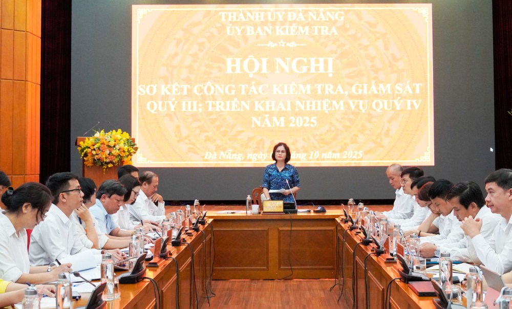 The Inspection Committee of the Da Nang City Party Committee approved the report on the results of inspection, supervision and enforcement of party discipline in the third quarter of 2025. Photo: La Nhung/Da Nang City Party Committee's Information and Communications page