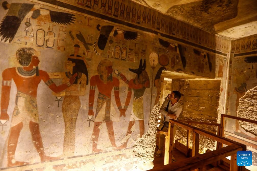 Ai Cap mo cua lang mo ky vi hon 3.000 nam tuoi cua Pharaoh Amenhotep III. Anh: Xinhua