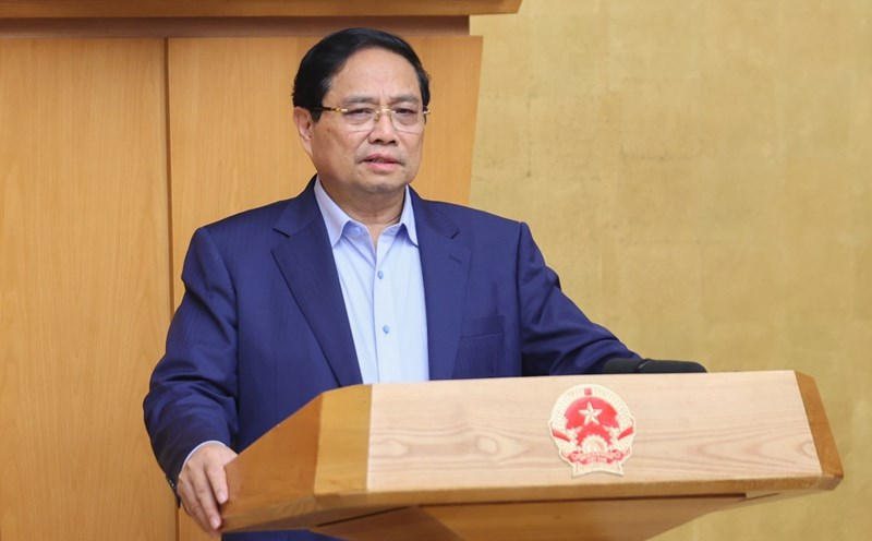 Politburo member and Prime Minister Pham Minh Chinh requested the development of a plan and guidance on personnel assessment monthly, quarterly, and annually. Photo: Nhat Bac