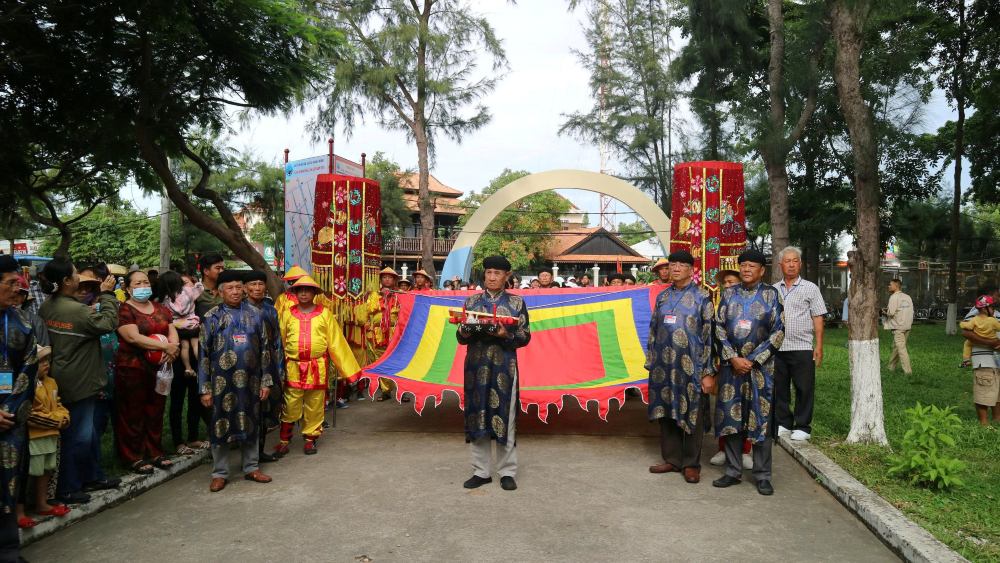 Anh: Giang Le