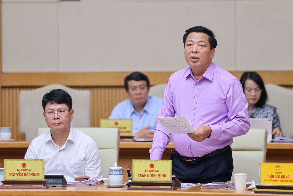 Minister of Construction Tran Hong Minh stated that the whole country has 69 social housing projects with about 135,000 apartments. Photo: VGP