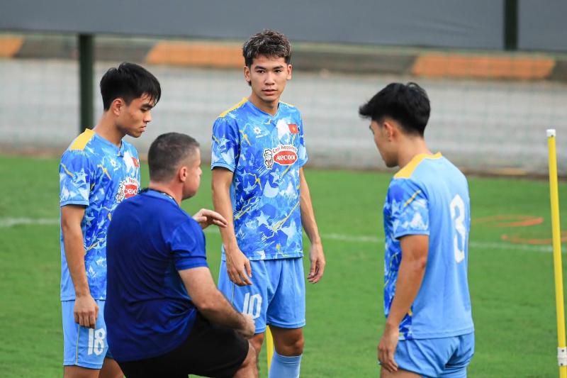 U23 Viet Nam tap luyen tich cuc. Anh: Minh Dan