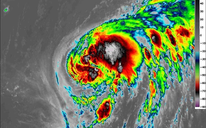 Typhoon Ha Long after Typhoon No. 11 may become a typhoon on October 6. Photo: Weathererds.org