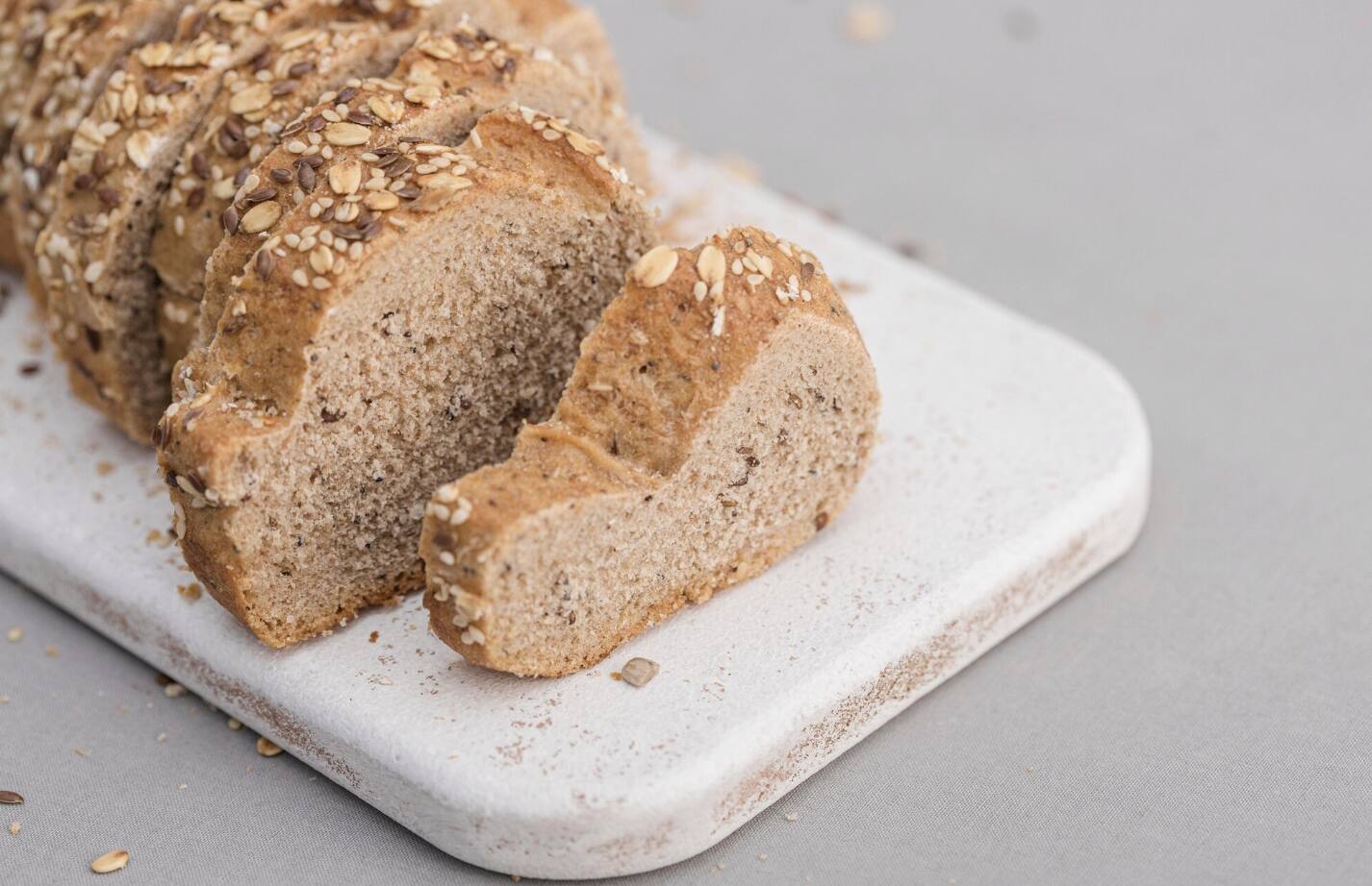 Unexpected benefits of eating bread every day. Photo: Thuy Duong