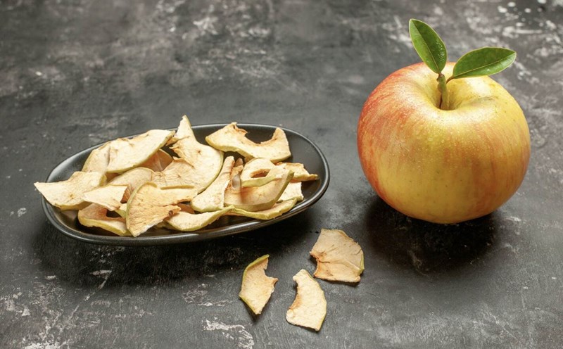 Apple peel contains many antioxidant compounds and beneficial fiber. Photo: Thuy Duong