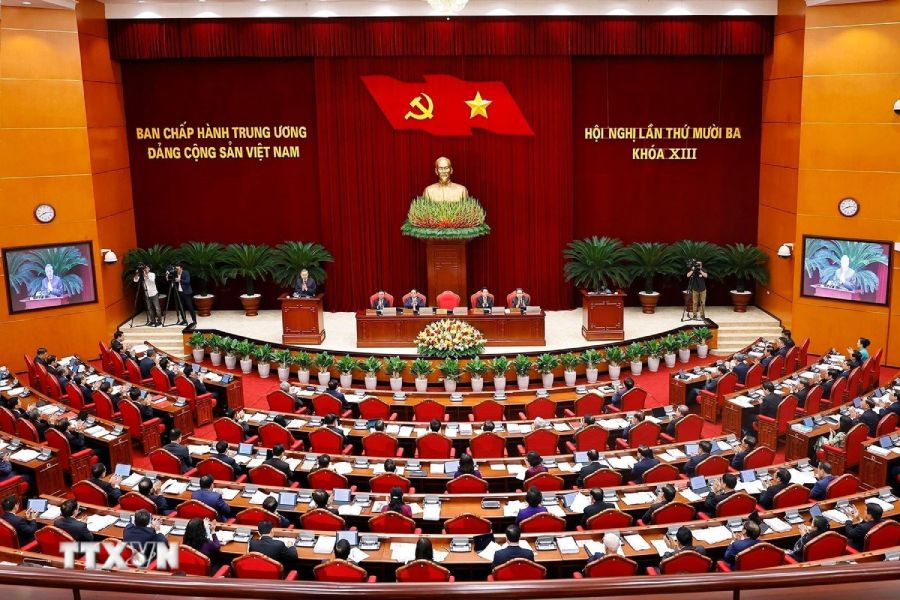 Hoi nghi Trung uong lan thu 13 khoa XIII khai mac trong the tai Ha Noi, sang 6.10. Anh: TTXVN