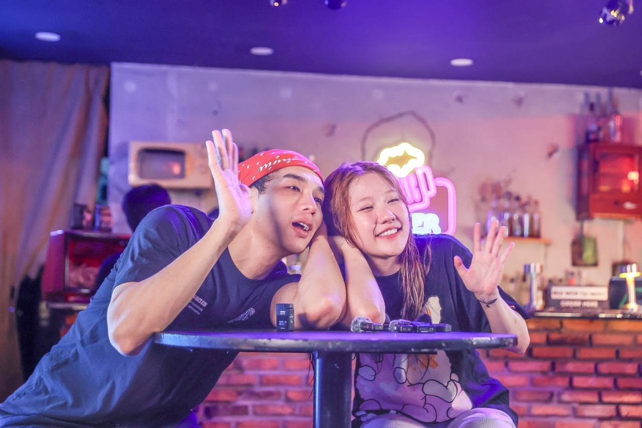 Uyen An and Thuan Nguyen star in the movie "Chi Nga Em Nang". Photo: Producer.