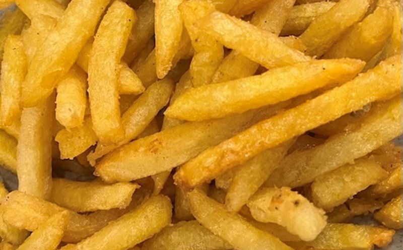 French fries are not good for people with high blood pressure, but boiled potatoes are a good preparation method for people with high blood pressure. Photo: Kieu Vu