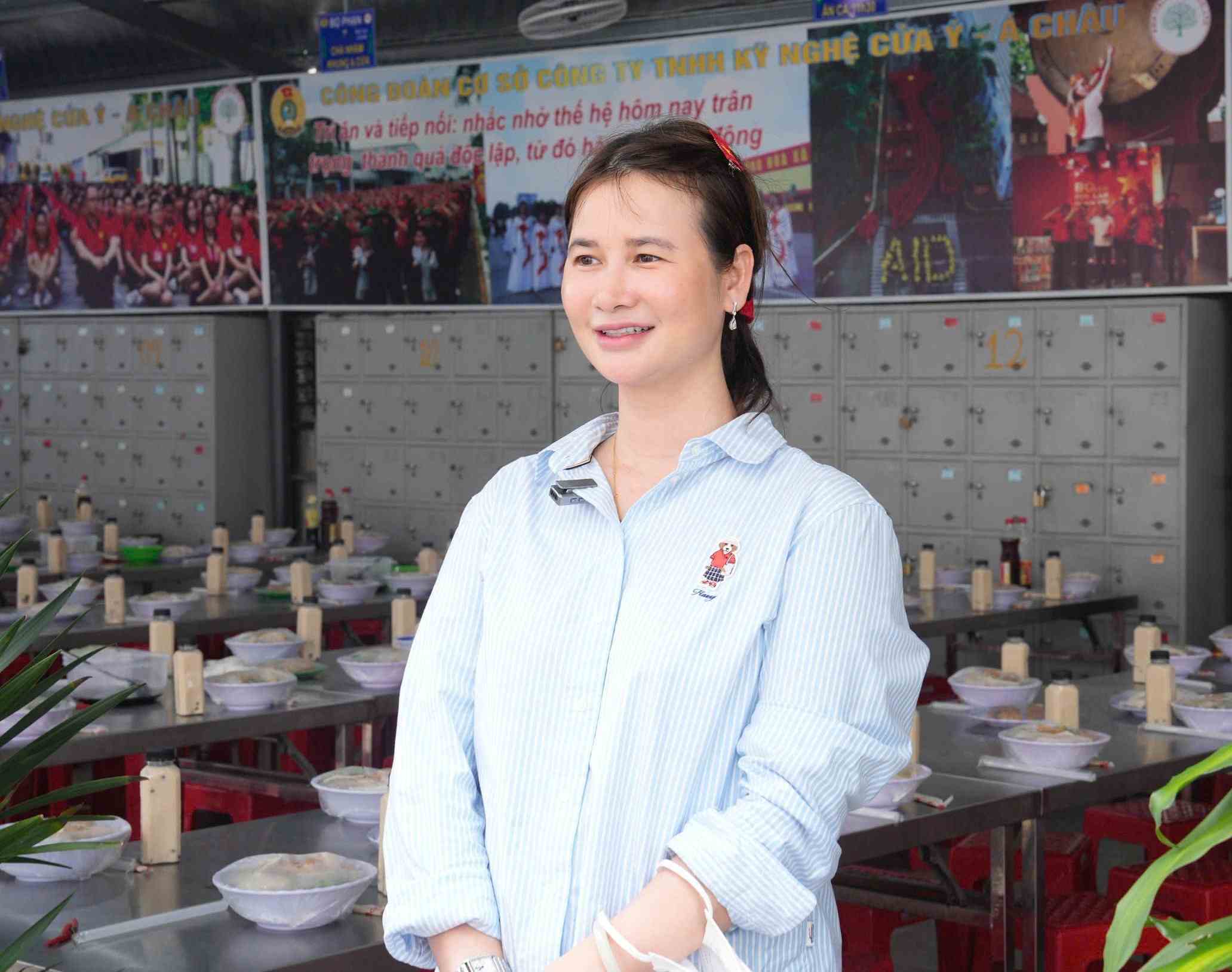 Mme Le Thi Huong - Presidente du CDCS de la societe TNHH Ky nghe Cua Y A Chau a ete proposee pour recevoir le prix de la membre feminine dynamique et creative. Photo : CDCS fournie