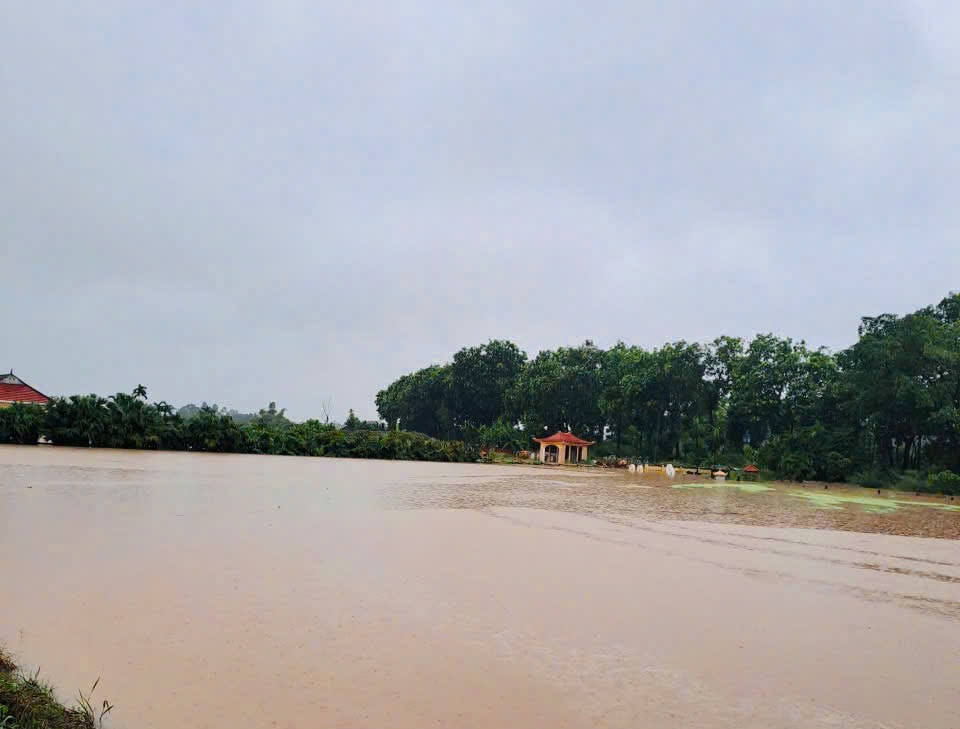 Hanoi warns of flooding again on the Tich and Bui rivers. Photo: Cuong Ngo