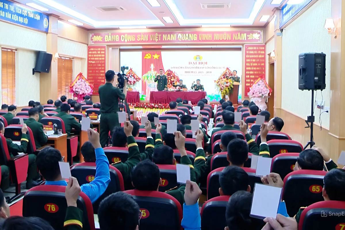 Vue du Congres du syndicat de base de la societe 35. Photo : Dieu Hoang