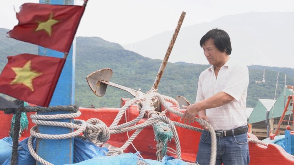Da Nang fishermen hope for synchronous policies soon to feel secure at sea. Photo: Tran Thi