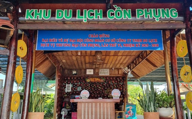 The Provincial Federation of Labor chose Con Phung to organize a point-point congress, towards the 1st Provincial Federation of Labor congress. Photo: Vinh Long Provincial Federation of Labor