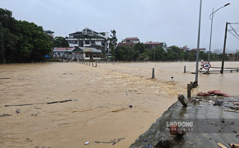 Floods on rivers in Cao Bang are rising very quickly. Photo: Tan Van